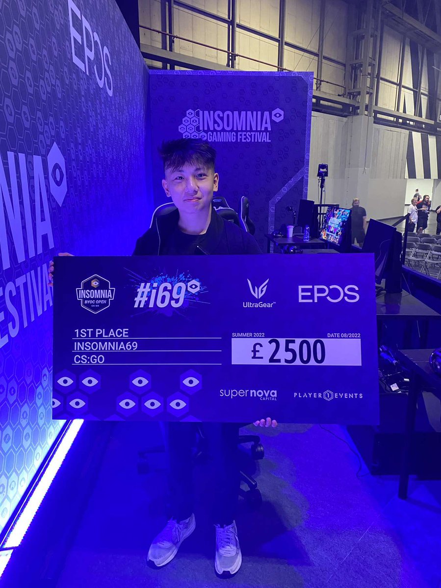 MRHUI ဟွေမာန်ဟို tweet media