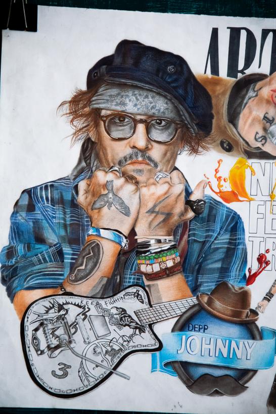 He is a man full of unsaid words and full of love and art⁦❤️⁩

Painting : razimax
Instagram:@_razimax