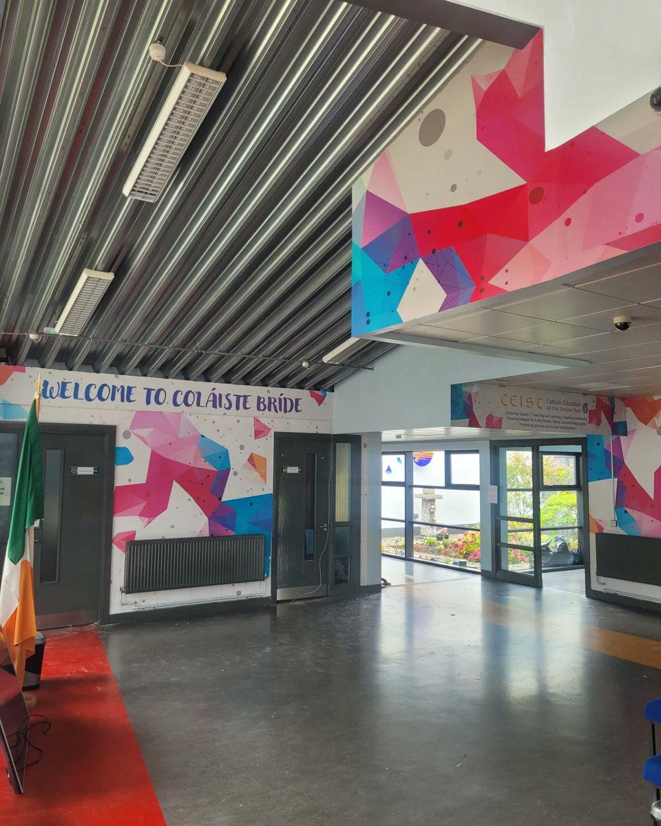 wallart.ie tweet media