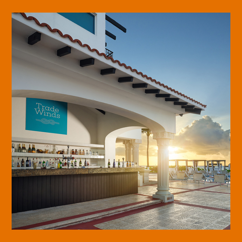 Nothing better than a poolside cocktail at Trade Winds to wind down from the fun day. 
.
Nada mejor que un cóctel junto a la piscina en Trade Winds para relajarnos después de un día divertido.
.
#HiltonPlayaDelCarmen