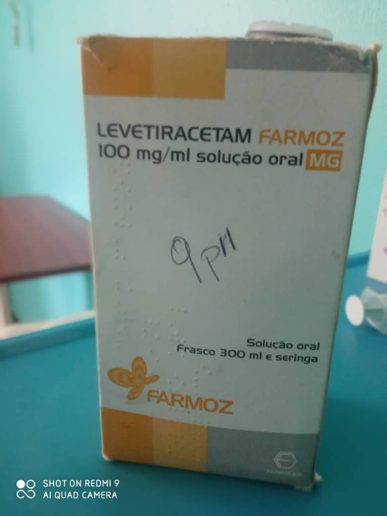 MamaLisVzla's tweet photo. Estoy buscando con carácter de urgencia y en donación Levetiracetam oral de 100mgs para Yesfrainny, quien se ha recuperado de forma milagrosa, este medicamento lo debe tomar a diario para evitar las convulsiones. La persona u organización que pueda apoyar, se lo agradezco mucho https://t.co/YKBRgidx1s