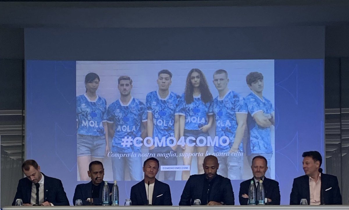 Como_1907's tweet photo. 🗣 "Era da tempo che aspettavo di essere coinvolto in un progetto come quello del Como. Un club ambizioso, ma soprattutto un club che vive i miei stessi valori: non solo una squadra di calcio ma una realtà che aiuti la comunità locale".

➡ https://t.co/tR1z0Vn54z https://t.co/WU9VCLg2Ts
