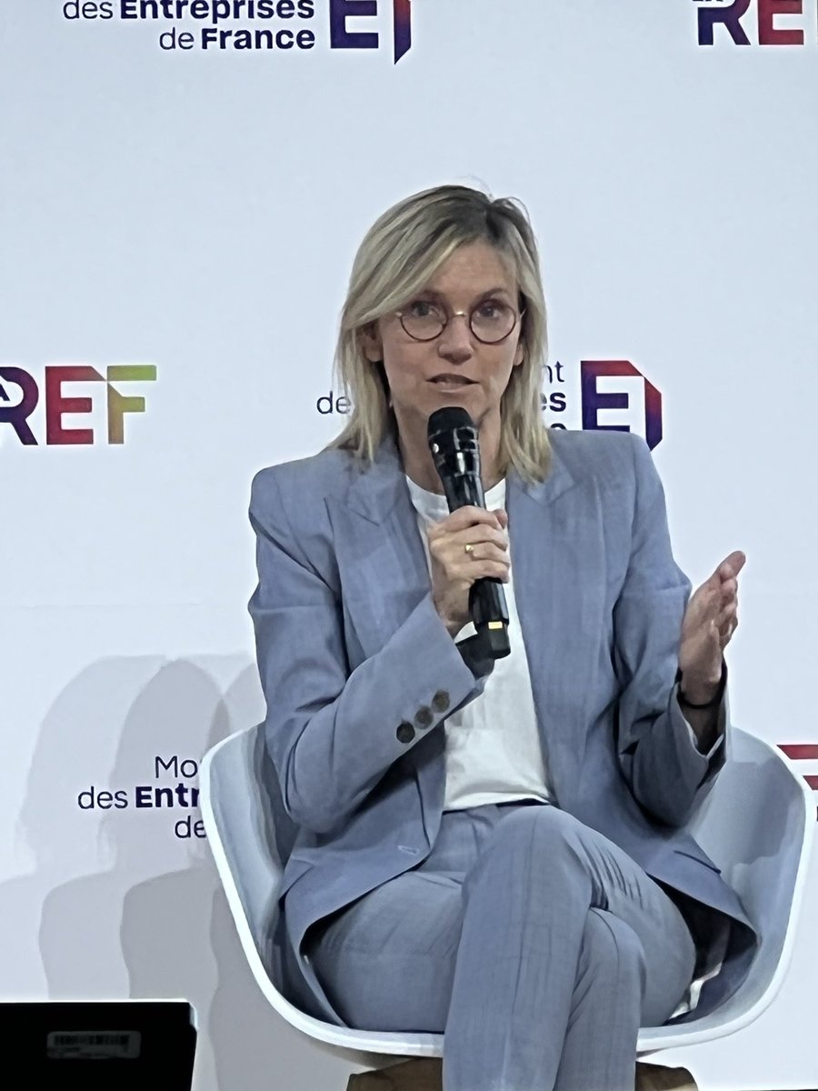 #LaREF2022 du ⁦<a href="/medef/">Mouvement des Entreprises de France</a>⁩   ⁦<a href="/AgnesRunacher/">Agnès Pannier-Runacher 🇫🇷🇪🇺</a>⁩ rappelle que le prix spot de l’électricité est aujourd’hui plus élevé en France qu’en Allemagne, et beaucoup plus qu’en Espagne ou Portugal, qui sont nos concurrents. ⁦<a href="/FCDfrance/">Fédération du Commerce et de la Distribution</a>⁩