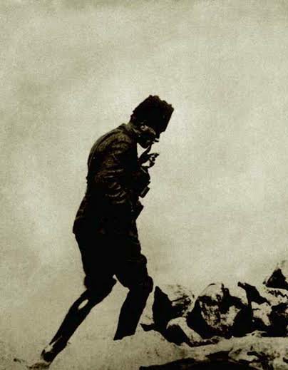 30 Ağustos Zafer Bayramımızın 100. yılında Başkomutan Mustafa Kemal Atatürk'ü, silah arkadaşlarını, şehit ve gazilerimizi saygı ve özlemle anıyoruz.

30 Ağustos Zafer Bayramımız Kutlu Olsun.