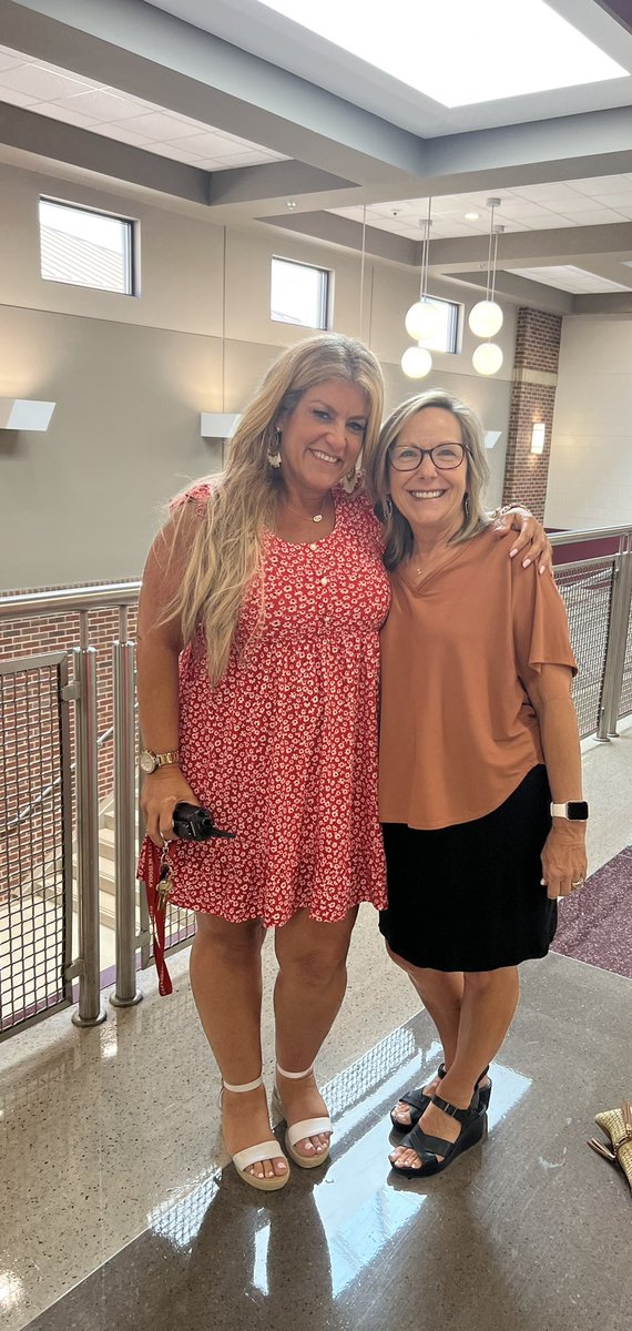 FSIAprincipal's tweet photo. Late post but extra Friday bonus when this awesome extra special friend and retired educator @johnna_wm dropped by to visit, just missing @RhondaMc430 & @Bradleybrendaa ! When ya coming to read @Martin4GA? ๐ฌ #Fultonfam loyalty runs deep & genuine relationships really do matter! https://t.co/ucGIDfyhUh