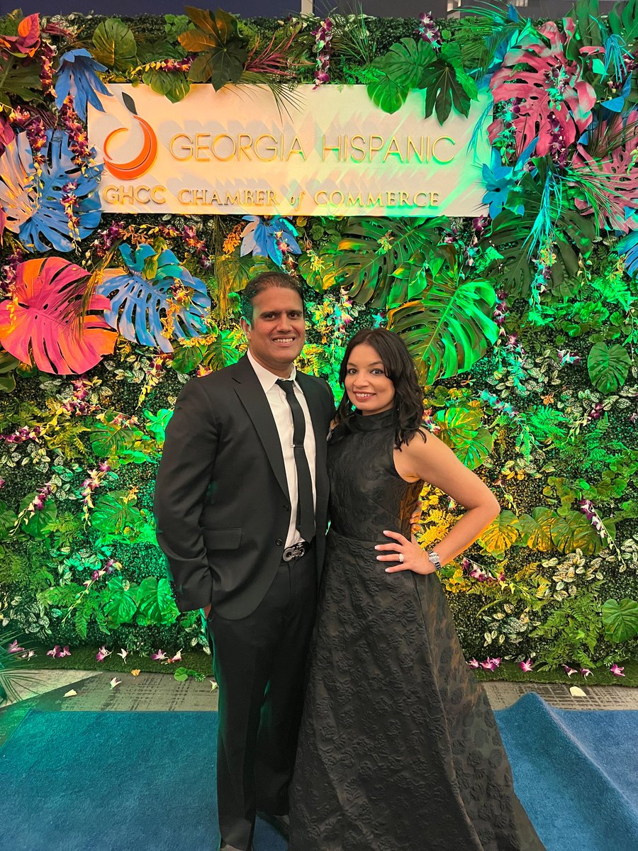 FirstOptionMtg's tweet image. First Option Mortgage congratulates Carolina Vergara for being the Trailblazing Woman of the Year recipient presented by the Georgia #Hispanic Chamber of Commerce. 

We are so proud of you!

#trailblazer #visionary #leadership