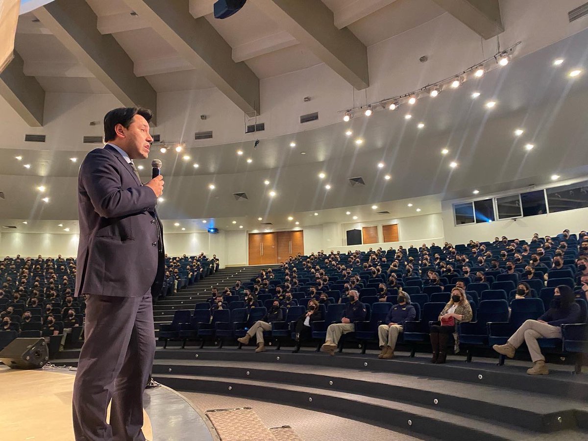 Corafam_PDI's tweet photo. En este momento Corafam junto a Ciberseguridad, dictan charla de Seguridad Digital, a alumnos de Cecapro y Aspirantes Escipol, en el marco Aniversario 47 de Corafam PDI.
#ApoyarteEsNuestraMisión #Corafam #47AñosJuntoALaFamilia https://t.co/Ucrgo3s0rf
