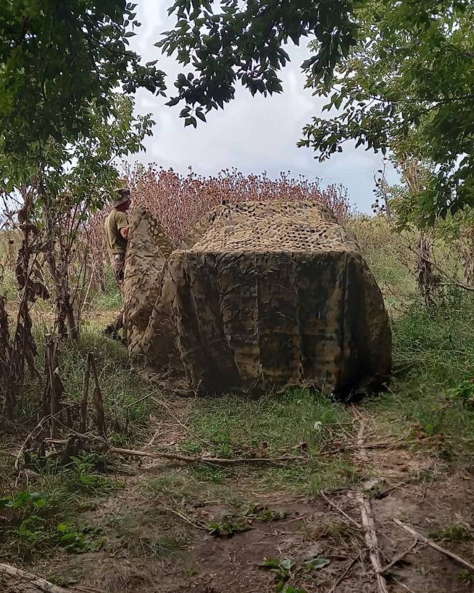 pilotshelpua's tweet photo. Nets for Armed Forces in use. Many thanks to @SpravaHromad and Sprava Gromad Golosiivsky Ptakh from the frontline! 💙💛 

#pilots_help_ukraine
#friendlyhelp
#warinukraine
#hanggliding
#HelpUkrainianArmy
#ukraine https://t.co/zHjqpl9kLR