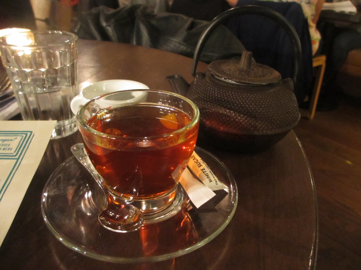 Dr. Kimryn Rathmell (@ncidirector) on Twitter photo Hot off the press: New <a href="/theNCI/">National Cancer Institute</a> @NCIEpiTraining prospective study of nearly half a million tea drinkers in the UK found people who consumed 2+ cups of tea per day had a lower risk of death compared to non-tea drinkers. Published in <a href="/AnnalsofIM/">Annals of Int Med</a>.
cancer.gov/news-events/pr… Hot off the press: New <a href="/theNCI/">National Cancer Institute</a> @NCIEpiTraining prospective study of nearly half a million tea drinkers in the UK found people who consumed 2+ cups of tea per day had a lower risk of death compared to non-tea drinkers. Published in <a href="/AnnalsofIM/">Annals of Int Med</a>.
cancer.gov/news-events/pr…