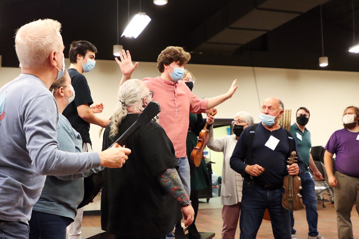 PensacolaOpera's tweet photo. AUDITIONS for the Pensacola Opera Chorus are this Wednesday, August 31st - it's not too late to sign up! Come be a part of a vibrant group of volunteers who perform on the opera stage and participate in community events throughout the year. Sing with us! https://t.co/FnLH5xswoj https://t.co/WuCB1rqFLl