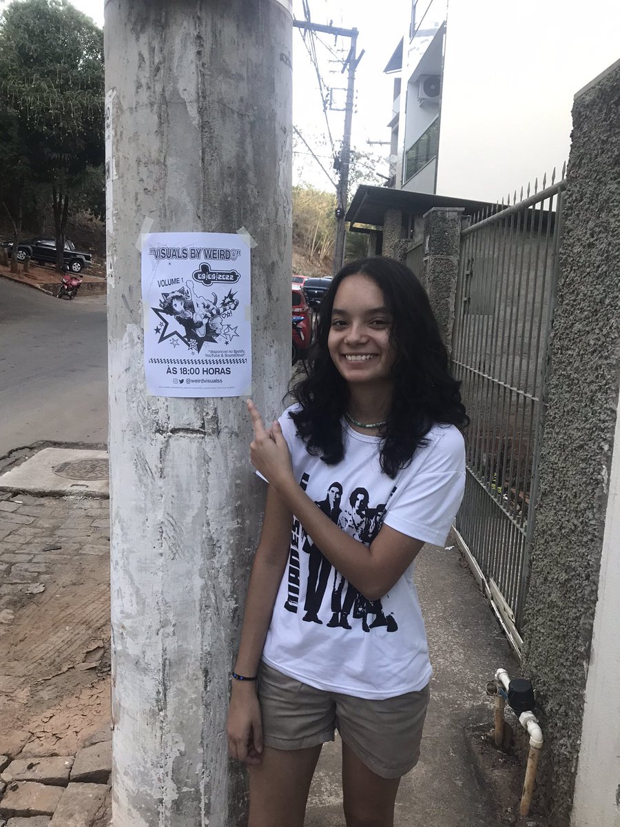 weirdvisualss's tweet photo. “visuals by weird® volume 1” .

a playlist . 

dia 09/09 .

(pt 1. das imagens do dia da divulgação) .

♡☆! https://t.co/fGV0i2Mf68