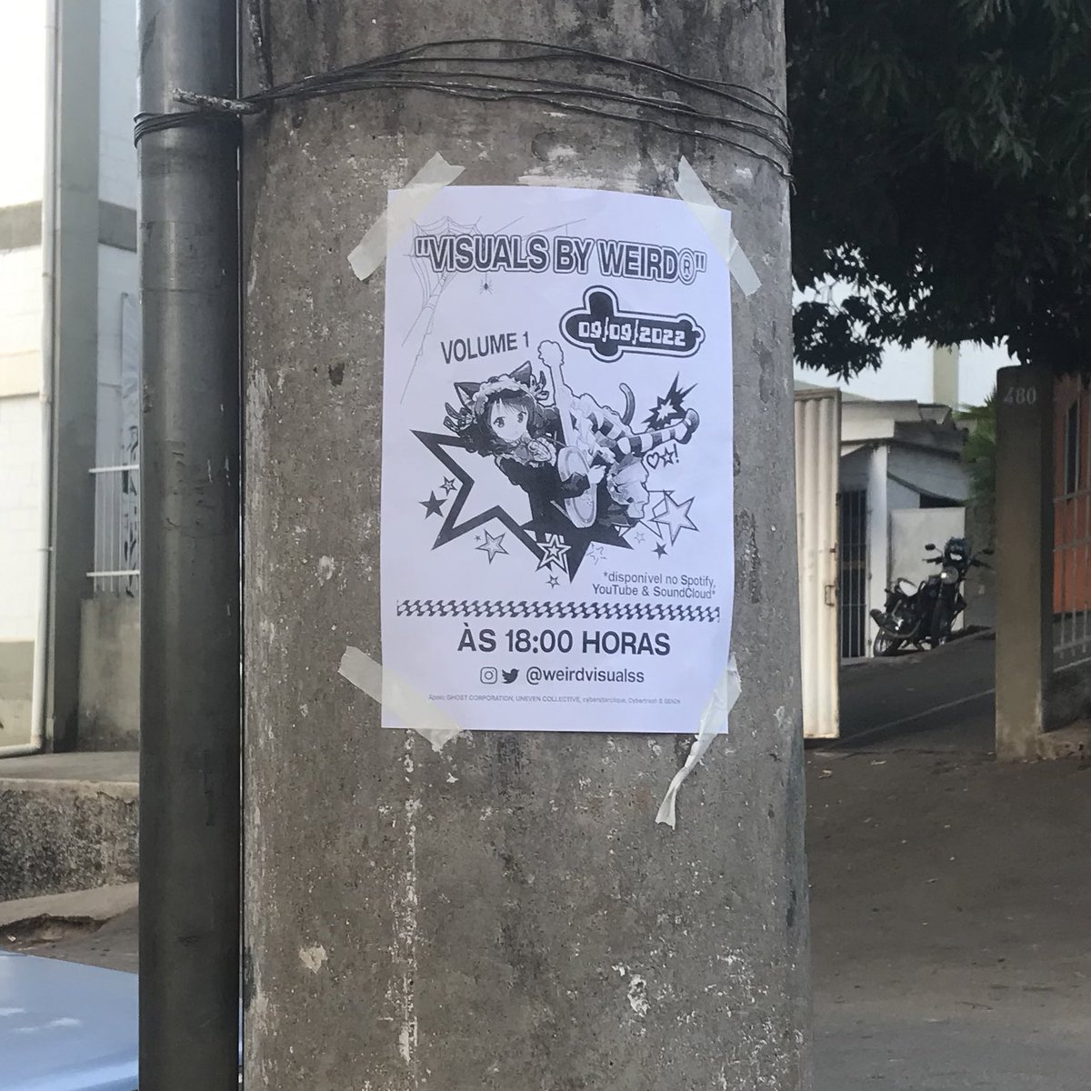 weirdvisualss's tweet photo. “visuals by weird® volume 1” .

a playlist . 

dia 09/09 .

(pt 1. das imagens do dia da divulgação) .

♡☆! https://t.co/fGV0i2Mf68