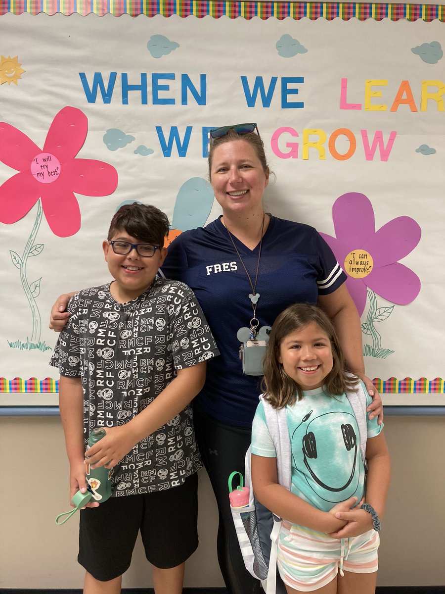 FRESOrchestra's tweet photo. Happy first day!!! Year 18 with my fav 5th/2nd graders…. Last year all three of us are in one school @hcpss_fres #HCPSSFirstDay https://t.co/BhMgy9sdEI