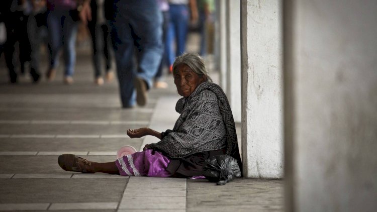 PedroMtzCo's tweet photo. Te invito a leer mi #Opinión semanal: La #situación #actual del estado de #Durango | "#En el último #censo #poblacional del #INEGI, México rebasó los 126 millones de #habitantes, otros #organismos afirman que ya alcanzamos los 130 millones..."

Más info: https://t.co/BCOpsUCeCo https://t.co/BgTEwaZ85j