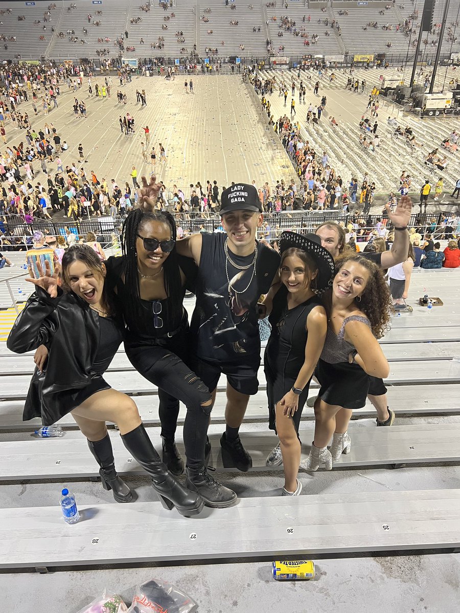 Stefano_Cotugno's tweet photo. Chromatica Ball Night 3: HERSHEY! From making Gaga videos together, to seeing her together 9 years later #chromaticaballhershey #junkyardscavengers #blacktribe https://t.co/ZAcK5ijqMk