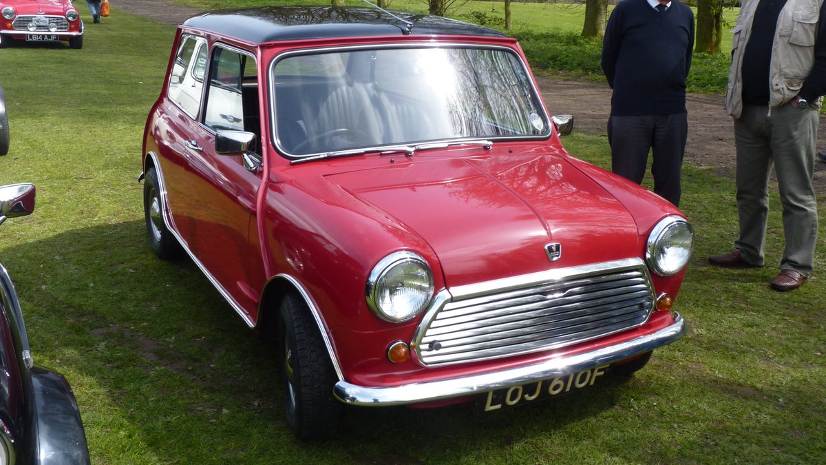 miniphernalia's tweet photo. We end this #BankHolidayMonday with the words of #FredEmney - "Blimey... Bloody Grand Prix!". Good night - https://t.co/drsQ64lW1l
#MiniMonday
#ItalianJob https://t.co/kr4RMBfLlA
