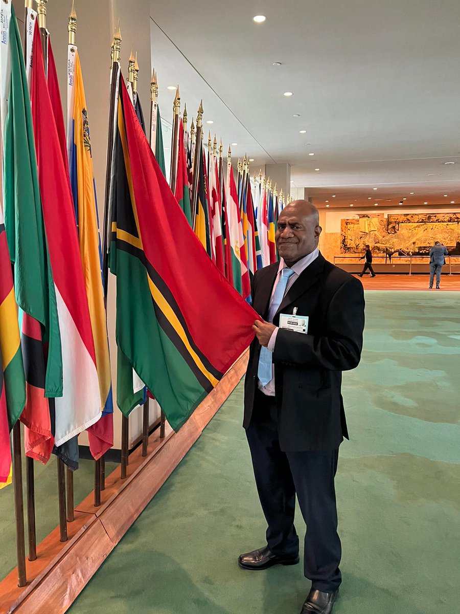 dalesamalcolm's tweet photo. Grateful to join our Vanuatu NY based team for the ICJ Advisory Opinion campaign! #ICJ4climatejustice https://t.co/0RisExJX8A