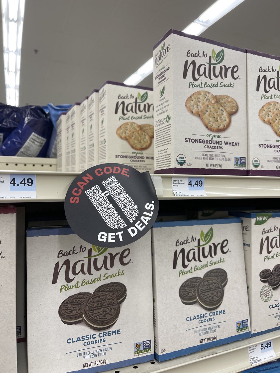 SlackerKC's tweet image. So I don’t know if I’m late to the party, but these back to nature cookies and crackers are freaking amazing! Lol          #HyVee