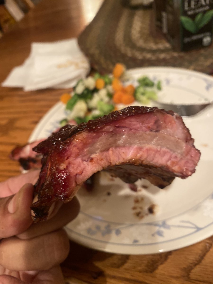 iangamble1's tweet photo. 6 hour smoke! Booyah!#smokingrules https://t.co/WWgy5XuH81
