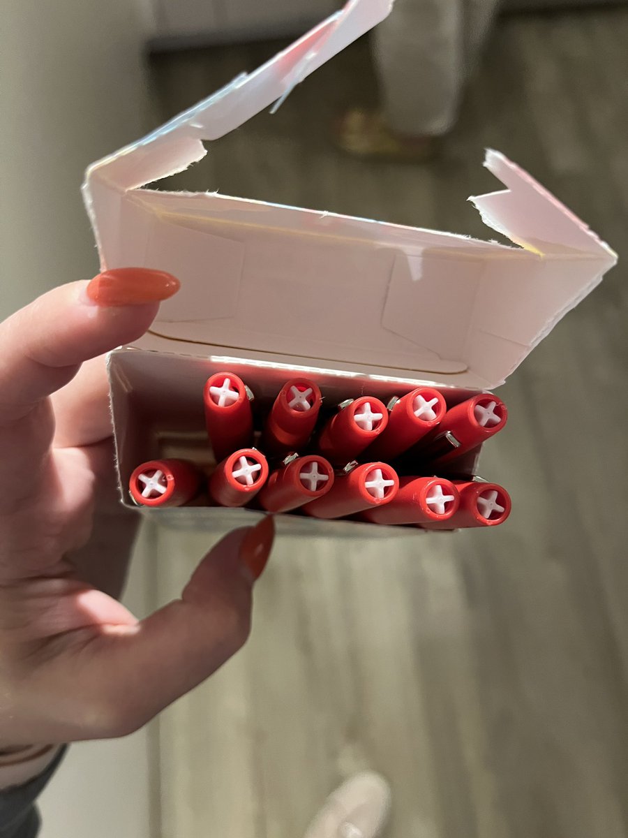 Amelia Rose tweet media