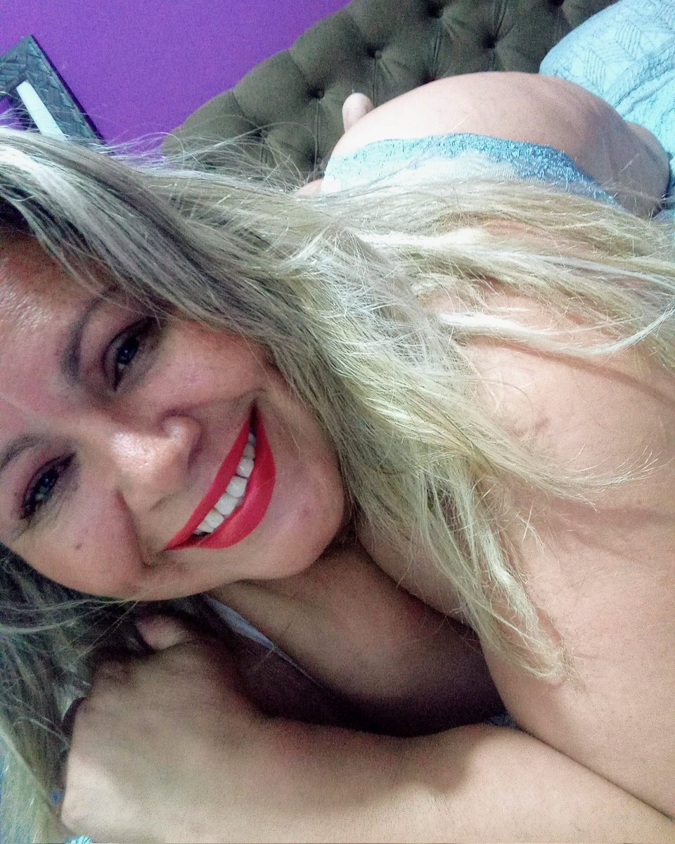 Elizabe05874883's tweet photo. Uma linda mulher 😻😻 https://t.co/DOVyl6JZE0