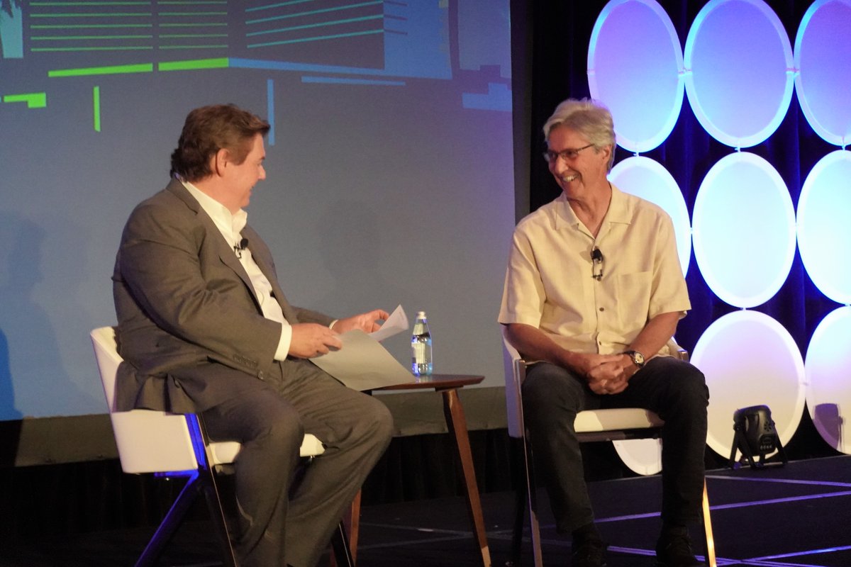 cloud4utilities's tweet photo. Huge thank you to Ralph Izzo, President &amp; CEO of @PSEGdelivers for kicking off #DigitalCloudSummit22 w/ @RickC4U! Great insights on PSEG's #CleanEnergy Future program. Play back the livestream on LinkedIn or YouTube later ICYMI.

#EV #renewableenergy #energyefficiency https://t.co/8XJf3pW7My