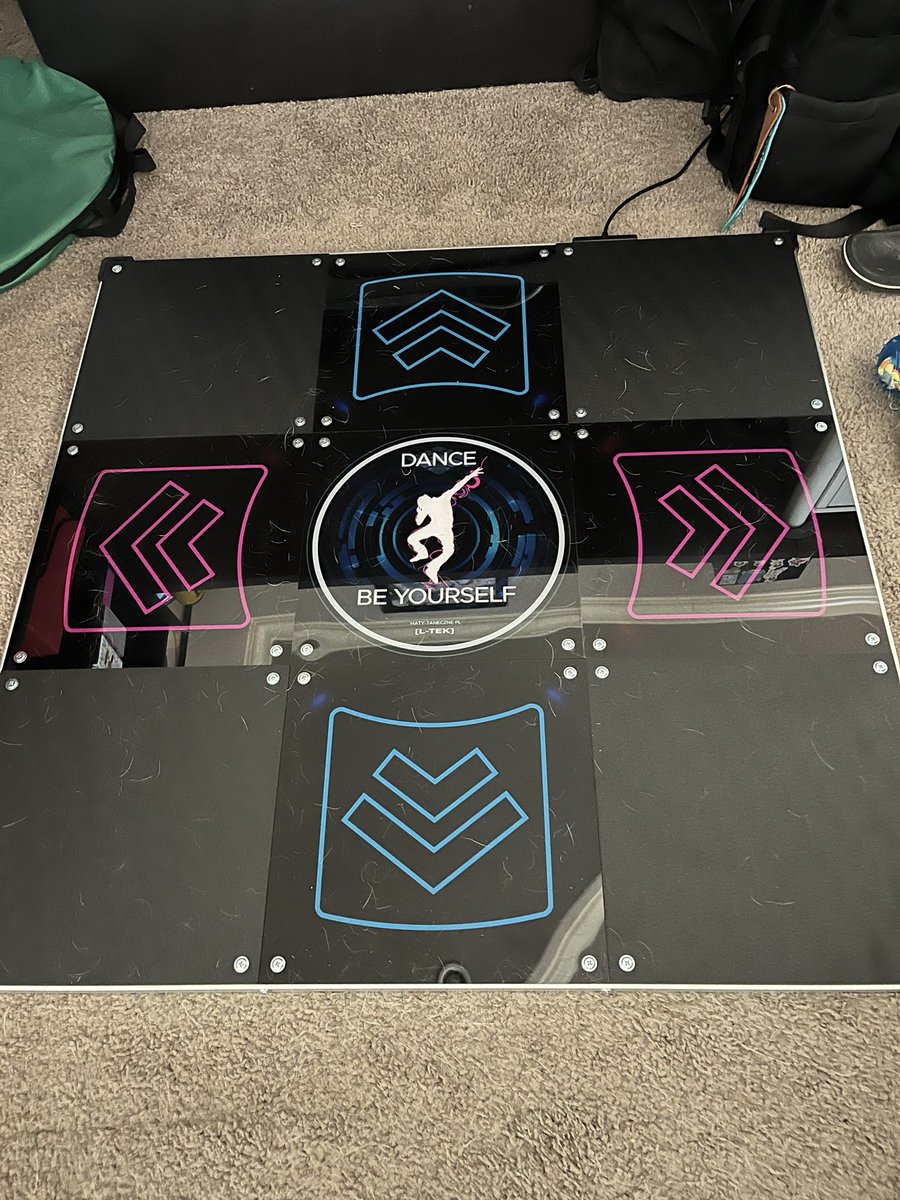 mako_ton_vt's tweet photo. Made sure to test it... It works perfectly! Expect Stepmania streams coming from me soon or today, depends since I tried it out. Bleh.
#Vtubers #VTuberUprising #stepmania https://t.co/DAQZRXsXtV