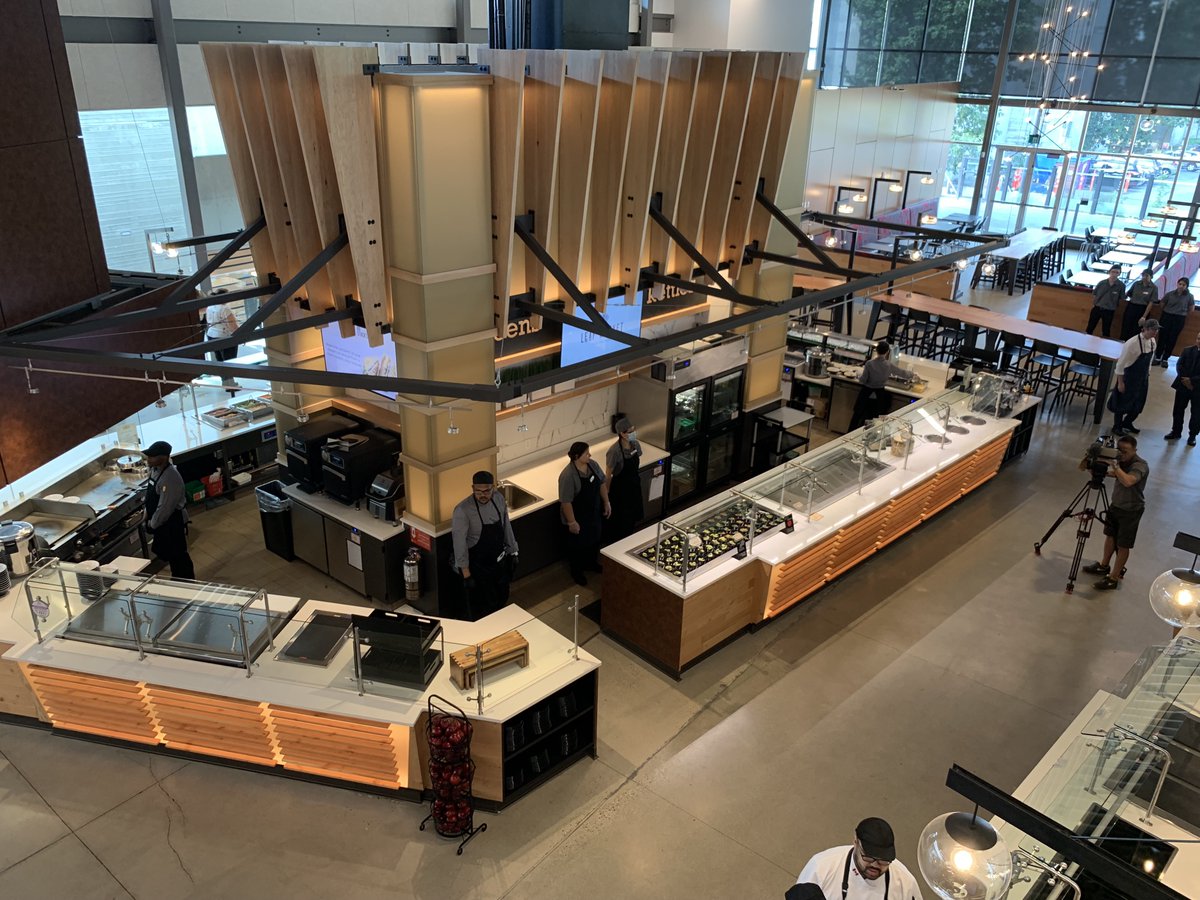 KatrinaCHome's tweet photo. Excited to see @SFU's new Dining Commons open today! 🙌

Open 24/7 with 28K sq ft, indoor seating for 500, wifi &amp;  locally-sourced food.

It's an ideal for SFU students to eat, socialize &amp; study alone or in groups. 🍽️📚 https://t.co/GOem7ntqPJ