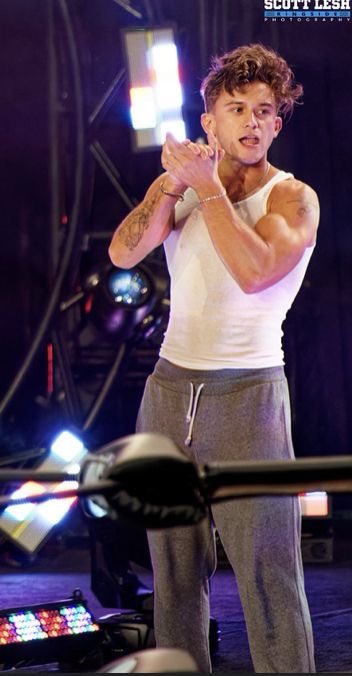 tyler 🖤🪝 (@ofhishookways) on Twitter photo 