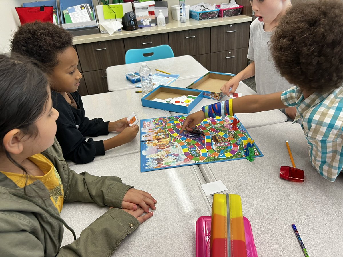 MsRGeorge_AP's tweet image. Our 3rd Grade Cubs are Rockin&apos; and Rollin&apos; in work stations! Our awesome teachers set the stage by having structures and routines in place! #HighQualityInstruction in the #CubCommUNITY 🐻 💚💙@HumbleISD_RCE @HumbleISD_PL