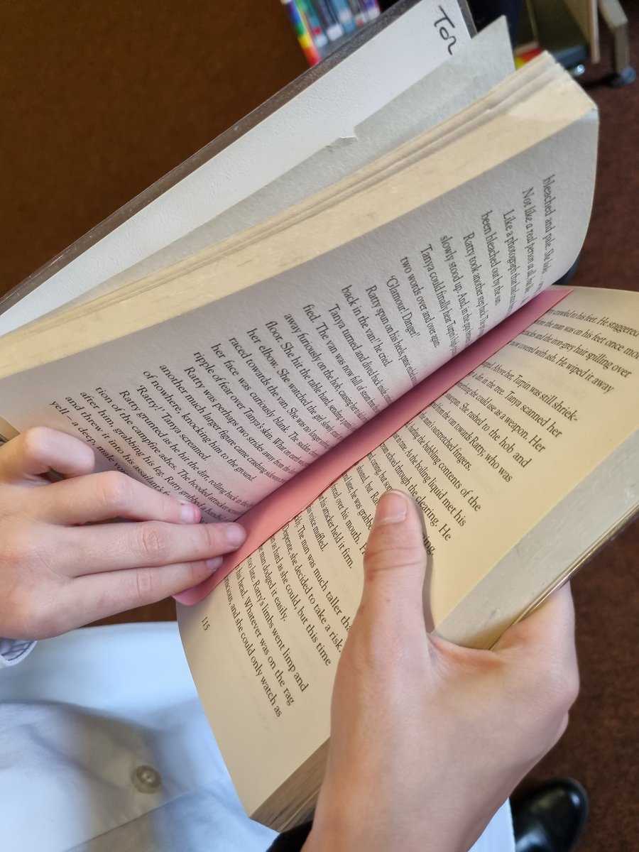 MatthiasEmma_'s tweet photo. Today some of us went to the library and hid some positive words for the next reader to find! ๐งก
Thanks @ForresAcadLib for always being a great support of our groups! Idea taken from the @RAKFoundation Kindness Bingo!
#KindnessMatters #hslw #Forres #Scotland #wellbeingteam https://t.co/DStau3M5Kq