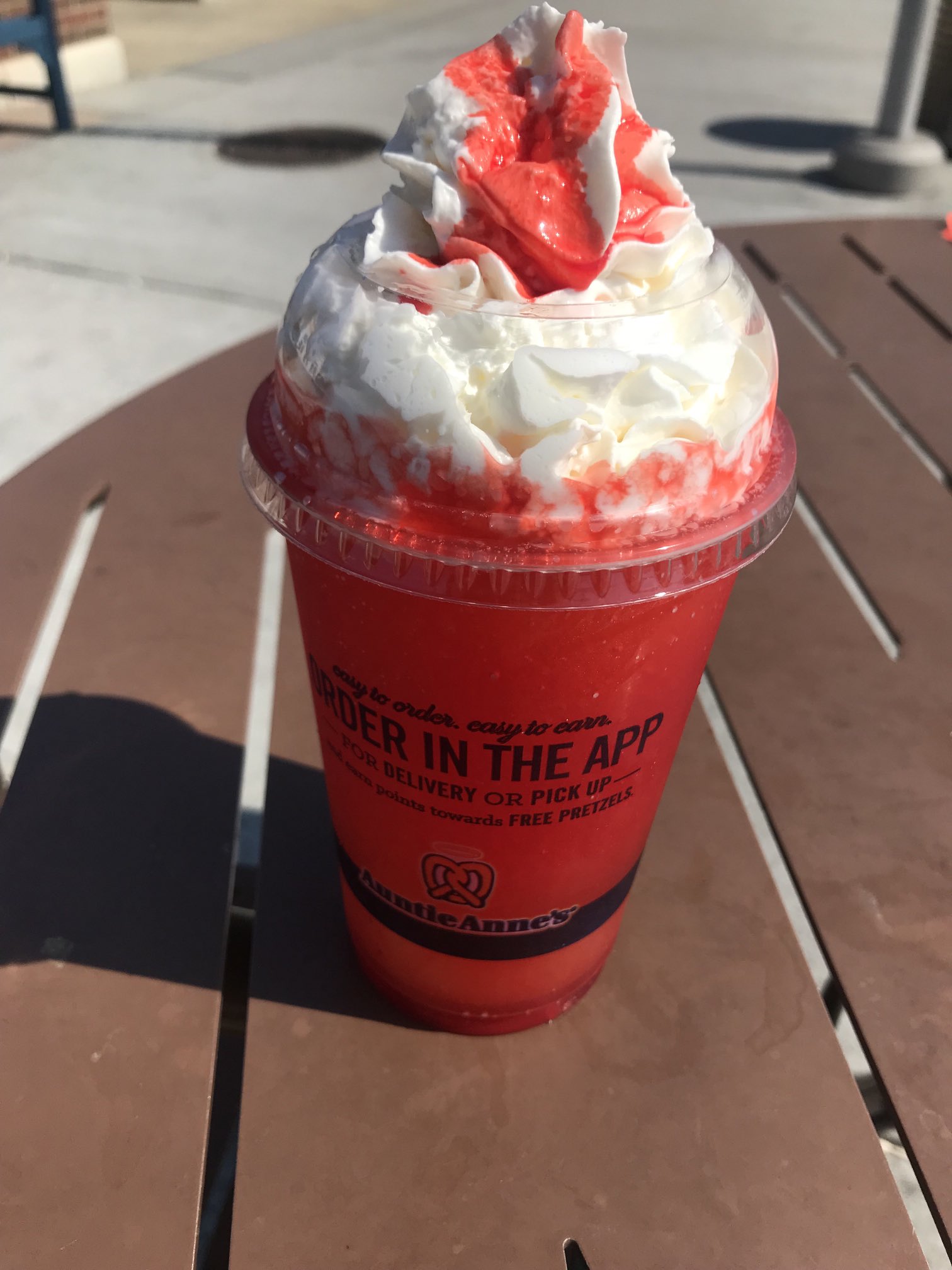 tasty-cakes-on-twitter-it-doesn-t-look-big-here-but-the-cup-was-at