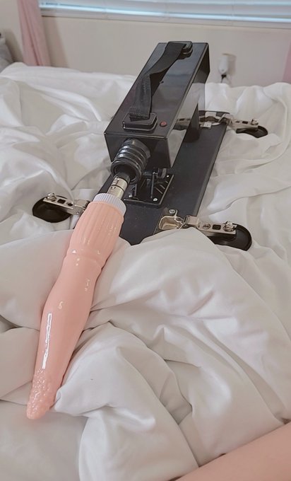 how long has it been since I used one of these? using my tentacle one today ?? https://t.co/gr0snbkg