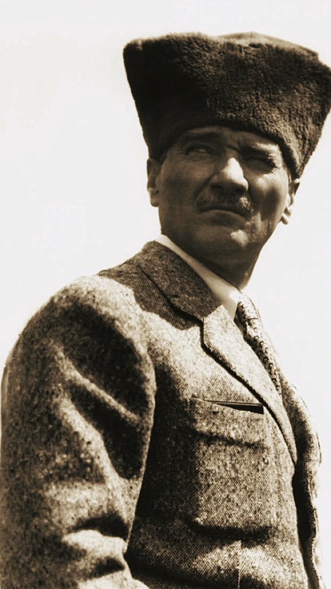 Yaşa Mustafa Kemal Paşa yaşa.. 🖤🇹🇷