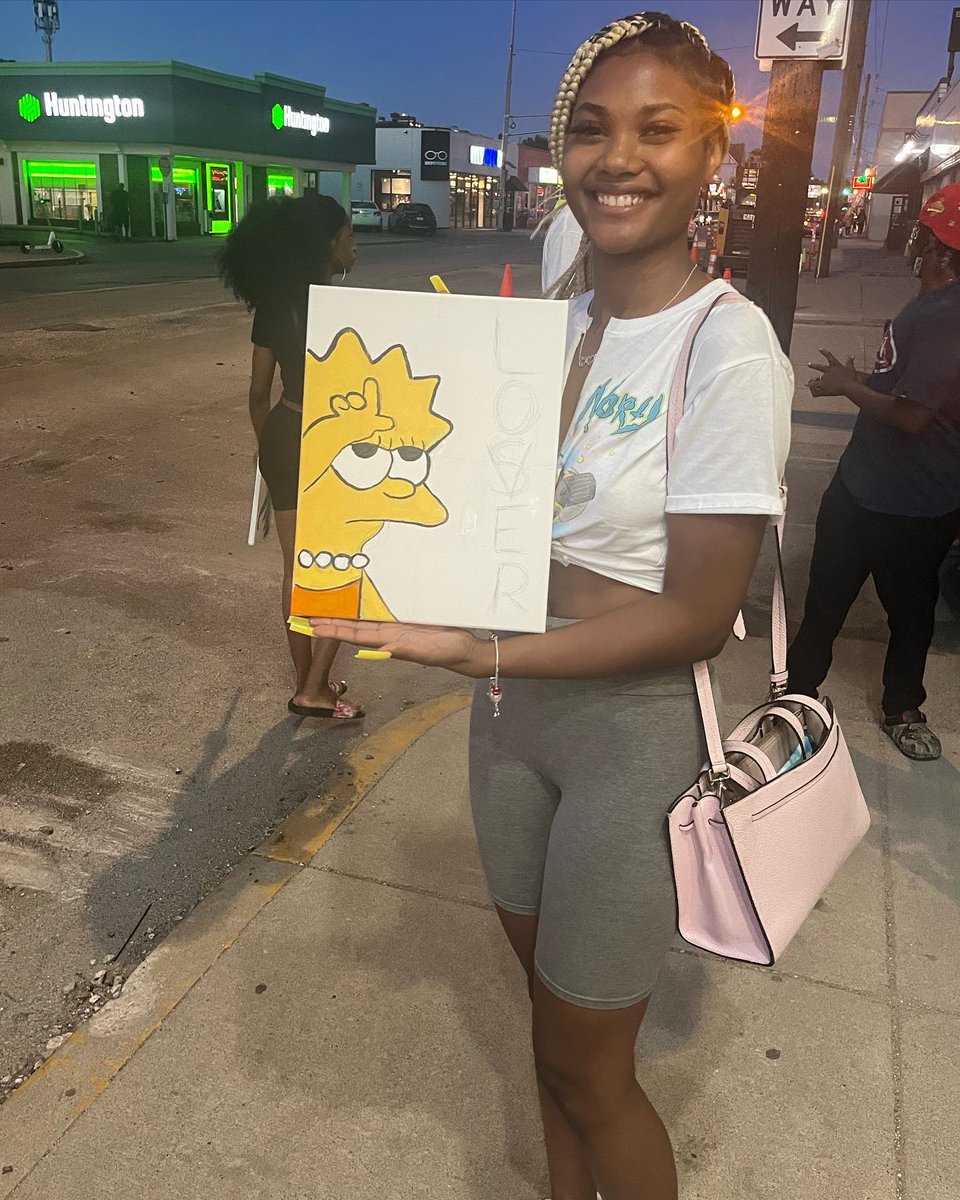 CreatedWisely's tweet photo. Thank you to those who came out and participated in my sip and paint over this last weekend! It was truly one for the books, don’t miss the next one, till next time 🖌🎨🍾 https://t.co/l98eB2geTe