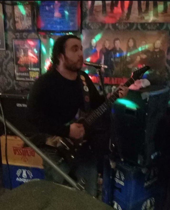 FerumVeneta's tweet photo. Fer'um Veneta Rocks! 

.

.

.

#FerumVeneta #Ferum #IICovilSessions #Rock #Metal #banda https://t.co/pCtd0B0giw