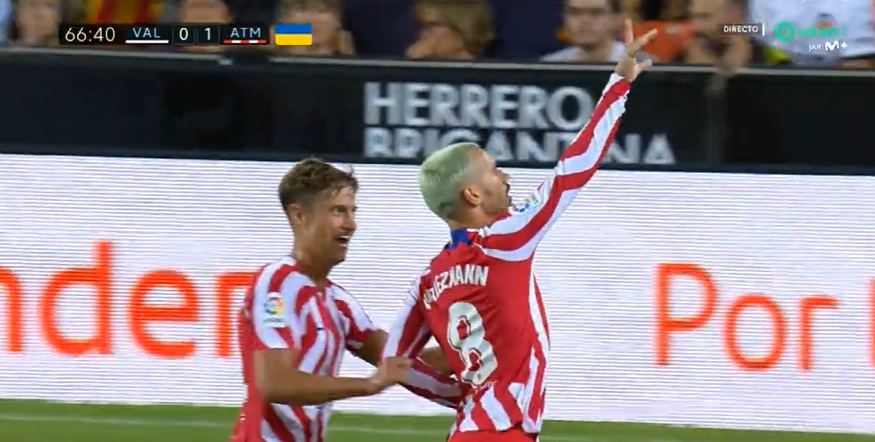 MPlusDeportes's tweet photo. A Griezmann se le da muy bien Mestalla.
Una vez más marca en este campo.
#LaCasaDelFútbol https://t.co/cDxr2qd0wP