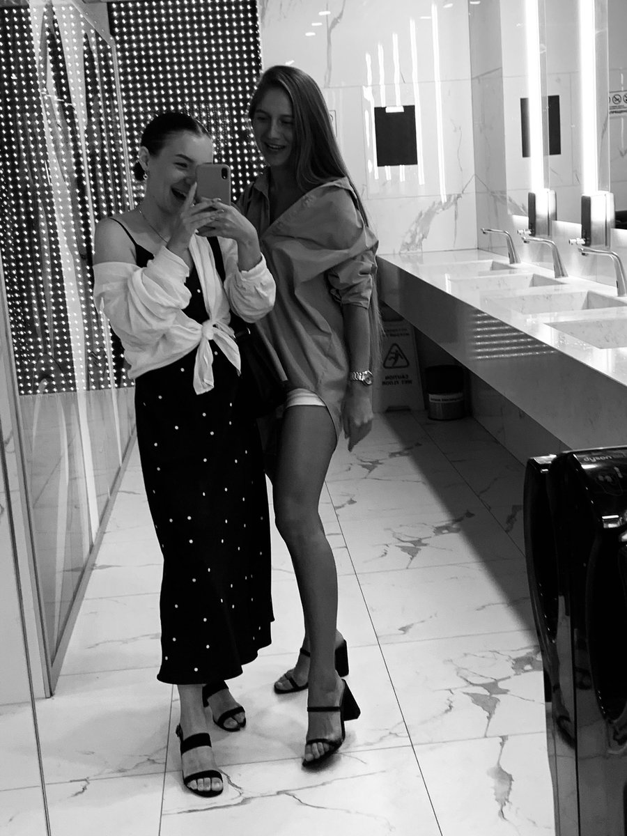 liyaholmatovaaa's tweet photo. Мой личный сорт неочевидных тус https://t.co/fNO8VD2Ra0