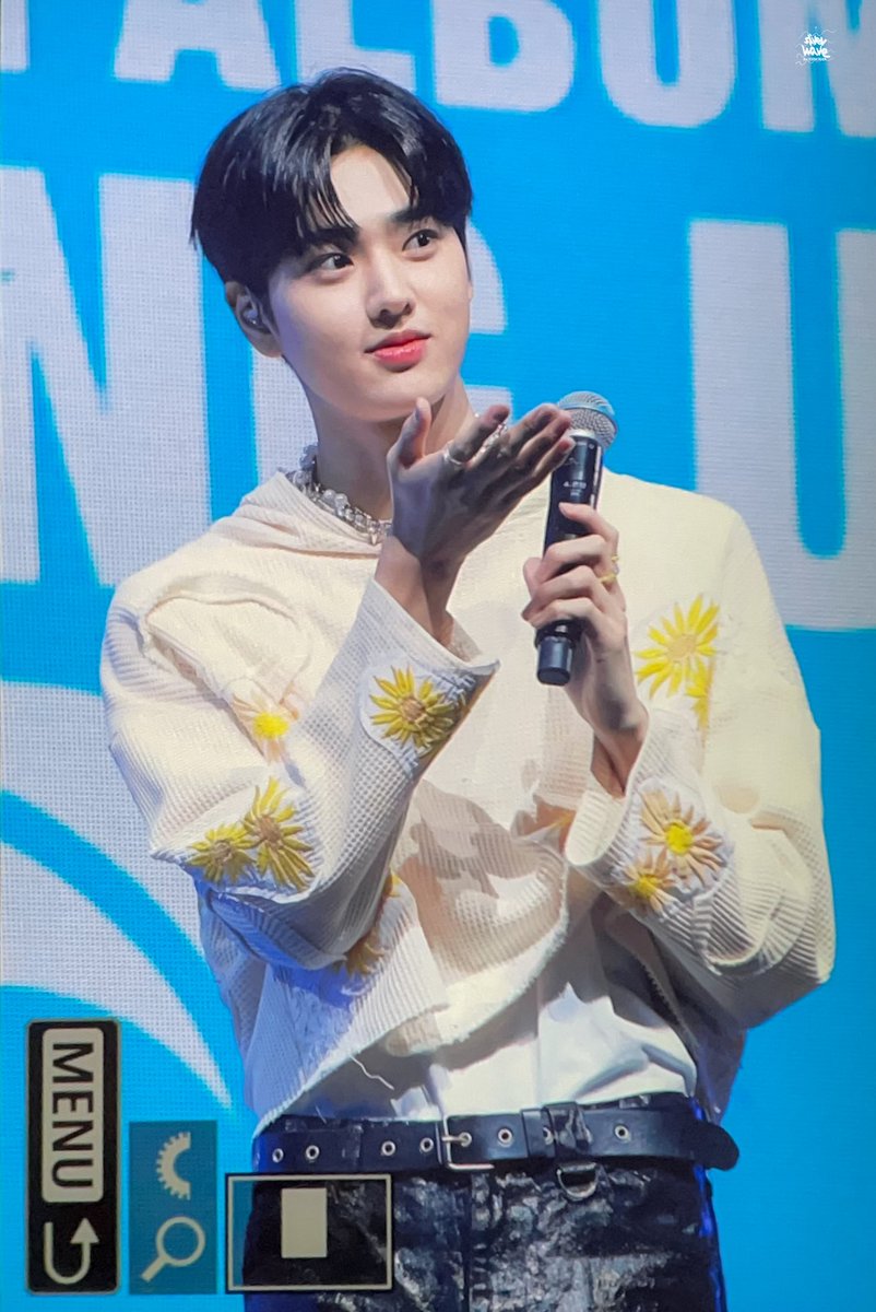EunchanBrazil's tweet photo. 📸 29.08.22 | Eunchan durante o showcase 

[1/3]
@TPST__official @TPST_twt #템페스트 #TPST #TEMPEST #EUNCHAN #은찬 https://t.co/GH3rqcoksE