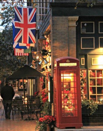 CompassandFork's tweet photo. Savannah will Romance You with Its Charm https://t.co/y7ySax953b #savannah #visitGA #travel #foodtravel https://t.co/V9MIRrfZMv