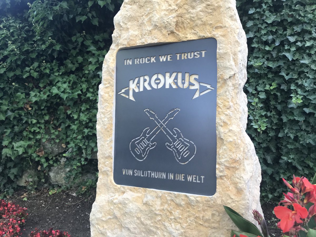 JaggiMarco's tweet photo. Die Stadt Solothurn ehrt die Rocker von #Krokus mit einem Stein. Im Frühling setzt der Staftgärtner dann noch… Krokusse! In #rock we trust!! https://t.co/F6Sj1ay8o3