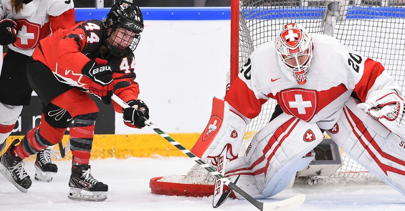 HockeyCanada's tweet photo. It has been five years since @sarahpotomak9 played at #WomensWorlds and four since she wore the 🍁 at any level.

But thanks to drive, determination and a unique coaching position with @TWUSpartansWHKY, she is back on the world stage.

@BCHockey_Source
