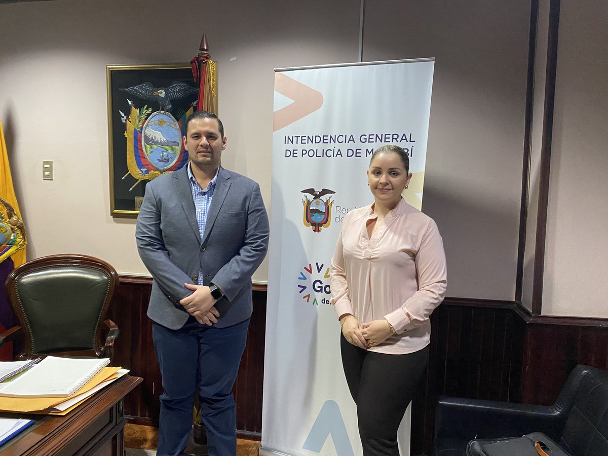 Inten_Manabi's tweet photo. Mantuvimos reunión de trabajo con la Coord. @Arcsa_Cz4 @paolajsb85 para articular y coordinar operativos de control  en el territorio 
@PonceVillamil 
@GoberManabi 
@juanfranciscoNH https://t.co/psiXeoXjBW