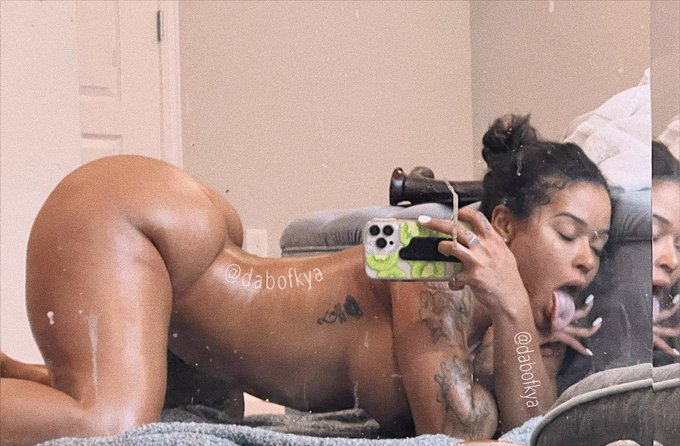 break my fucking back. https://t.co/9hdeLh7Z7A<a href="/tag/tittytuesday"class="tags"><span>#tittytuesday</span></a>