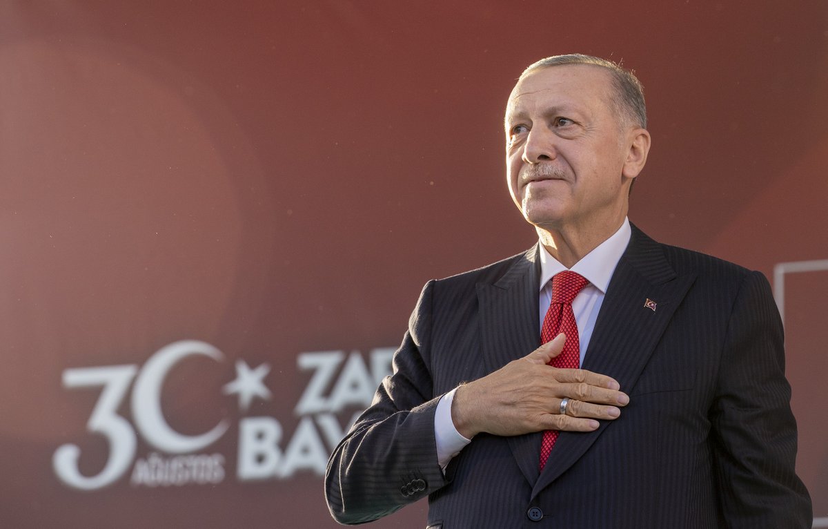 RTErdogan's tweet photo. Büyük Zafer’in arefesinde, zaferin şehrinde...

Teşekkürler Afyonkarahisar... 🇹🇷 https://t.co/mwxyNk6pCZ
