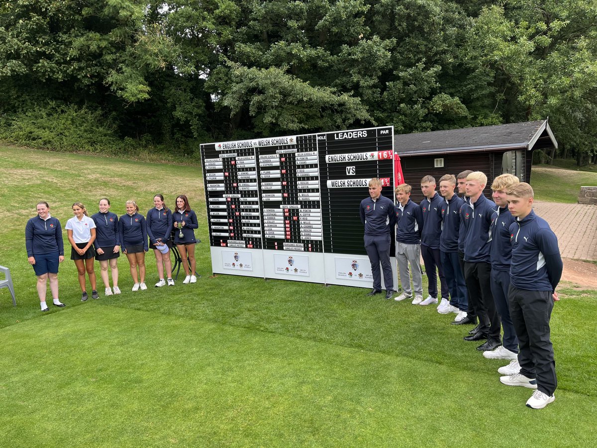 The winning team today at ⁦<a href="/ChesterfieldGC/">ChesterfieldGolfClub</a>⁩