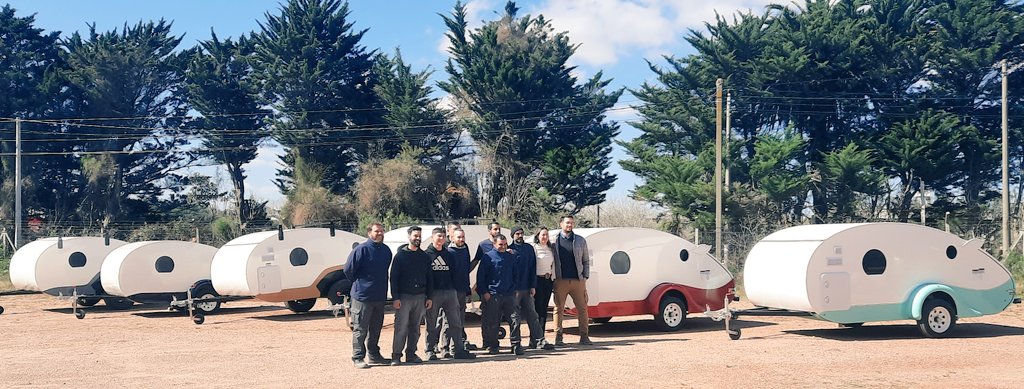 camindus's tweet photo. #Hoy se embarcan las primeras 6 Mini Campers (de 24 unidades) que serán exportadas a Estados Unidos.
#Beway ➡ "Esta exportación es un hito pues es la primera venta al exterior de vehículos recreativos del país".
#IndustriaExportadora🌐 https://t.co/uRRA8fypIW