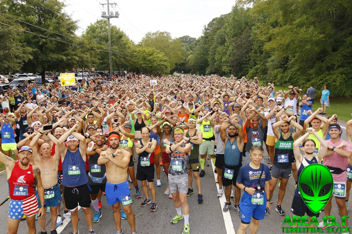EndHTNow's tweet image. Running for a purpose!!! 1500 runners in #Roswell to support #EndHumanTrafficking. #GetOnBoard
