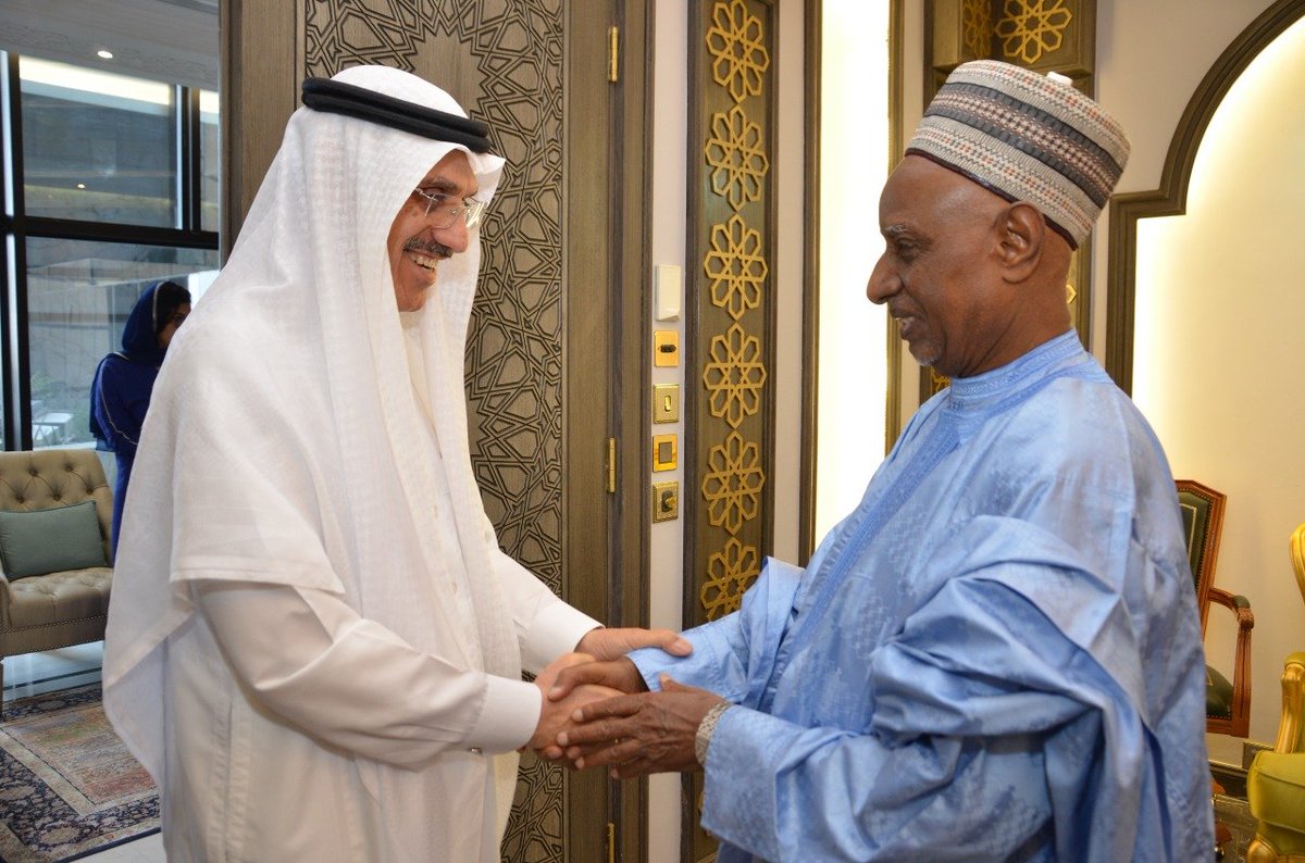 #IsDB President Dr. Al Jasser in a meeting with H.E Dr. Hamid Al-Ghabid, former PM of Niger🇳🇪 &amp; former SG <a href="/OIC_OCI/">OIC</a>, praised the solid cooperation between #IsDB Group and Niger. Discussed ways to enhance the Waqf (endowment) sector through Bank's technical expertise and experience