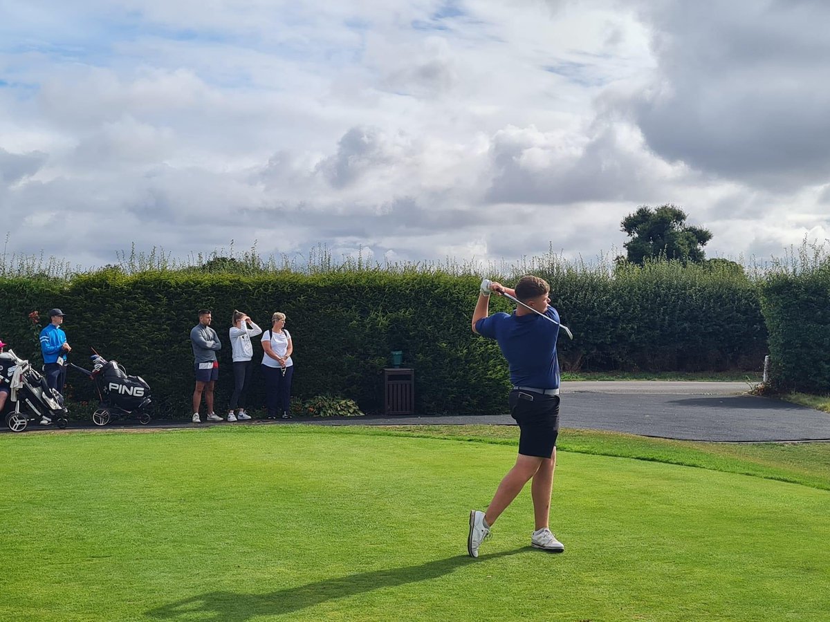 Samnormangolf's tweet photo. Good day today @fulfordgcjnrs junior open, a gross 69 wasn’t good enough in the end being pipped by 1 from a superb @habib04golf , thanks to liz, Andy and rich for all your work behind the scenes. Onto the mcevoy 🤛 https://t.co/D1LdHN7kfN